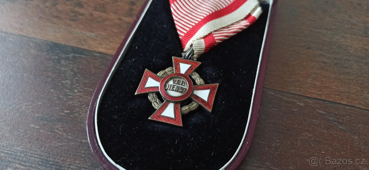 Rakousko Uhersko Vojenský záslužný kříž v etui. - 5