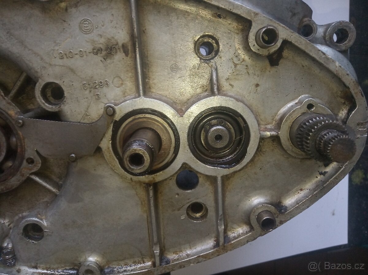 Kartery s převodovkou ČZ 150c - 5