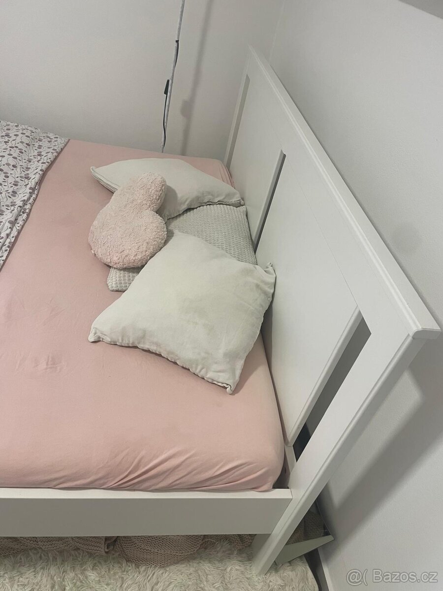 Bílá postel -IKEA - 5