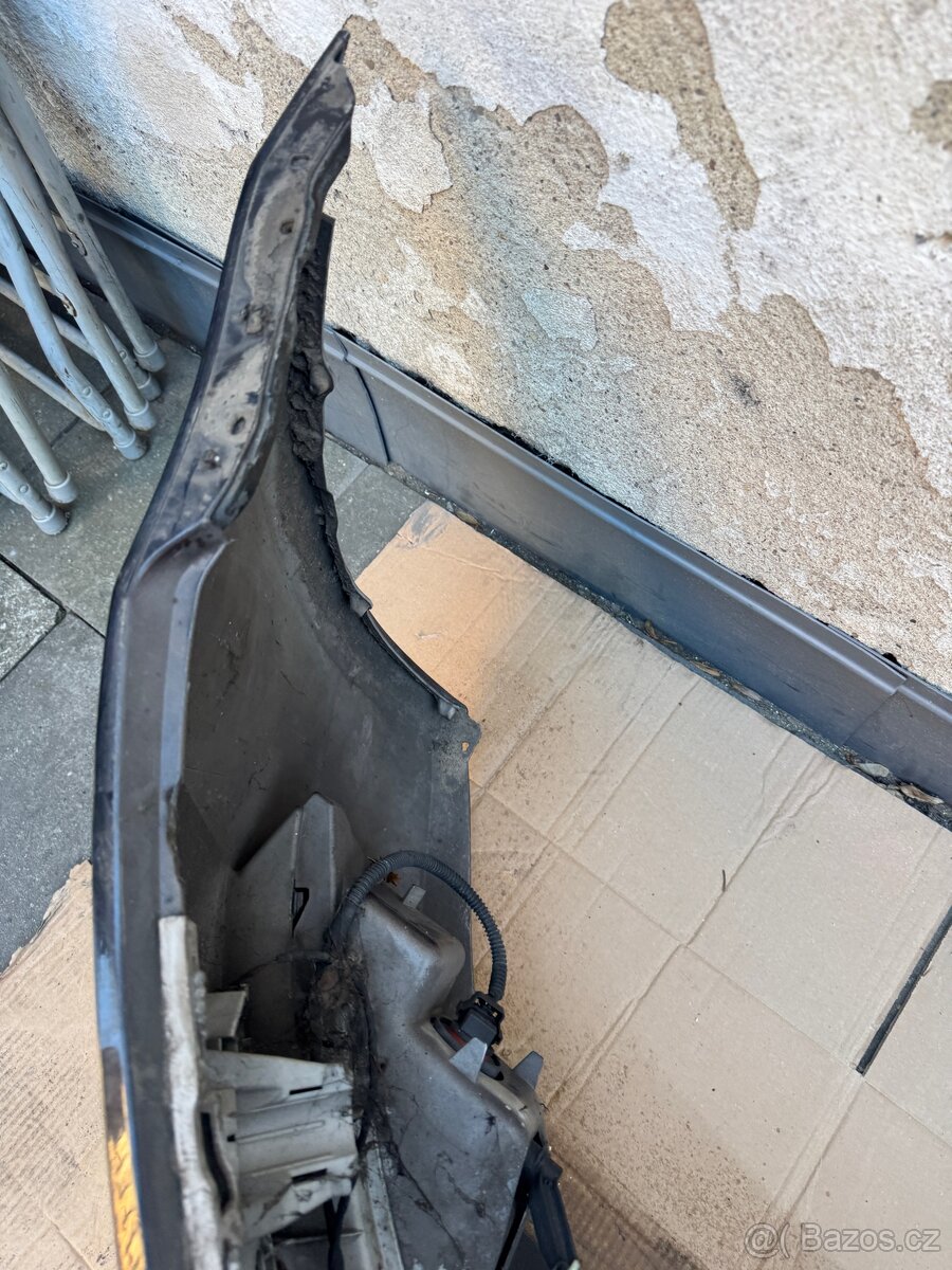 Prodám přední nárazník Škoda Octavia 3 2016 - 5