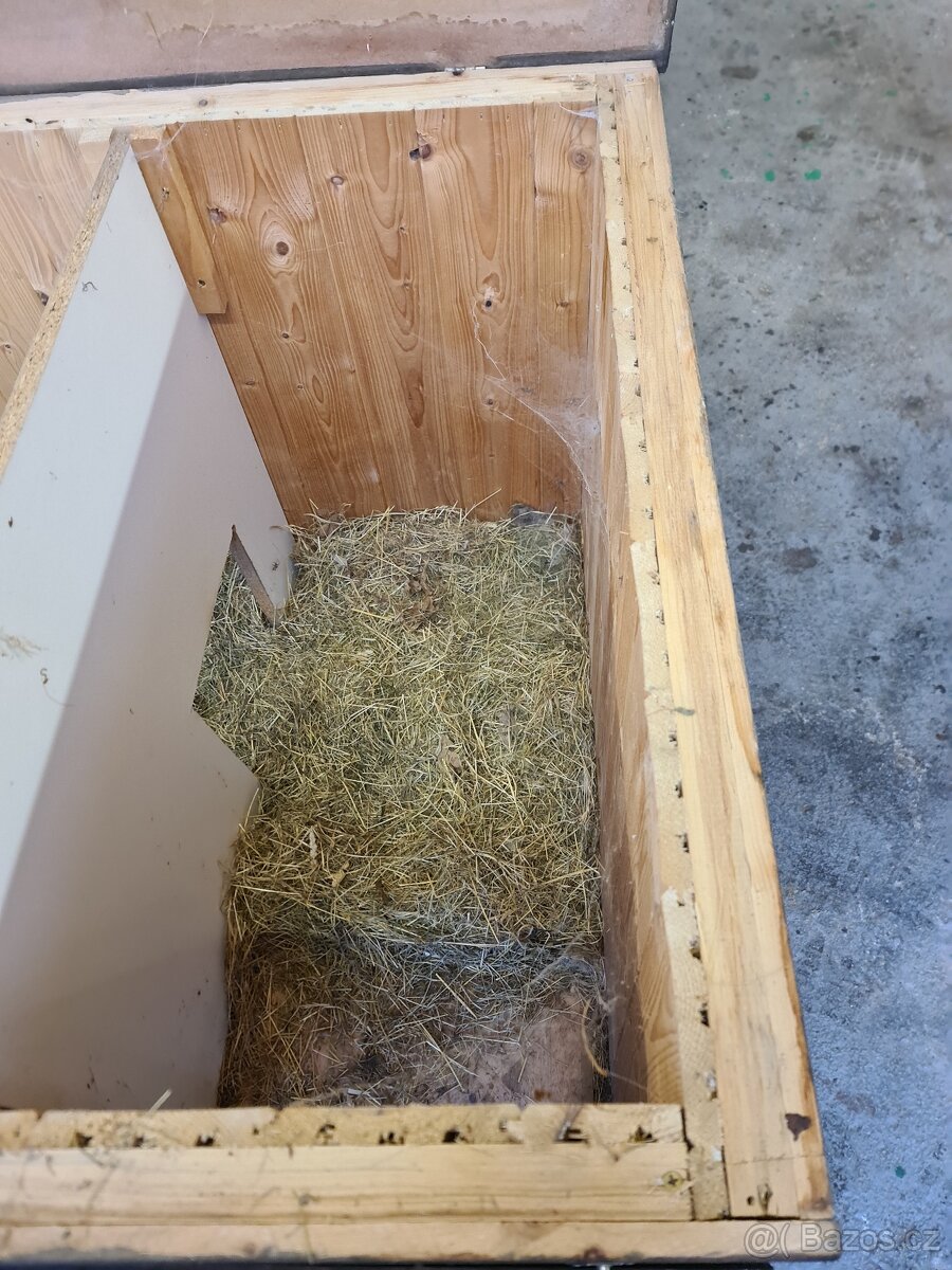 Zateplená psí bouda - 5