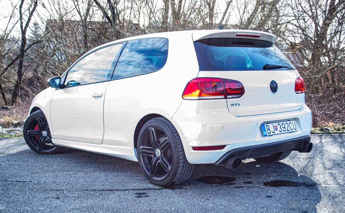 Volkswagen Golf 2.0 TFSI GTI DSG - 5