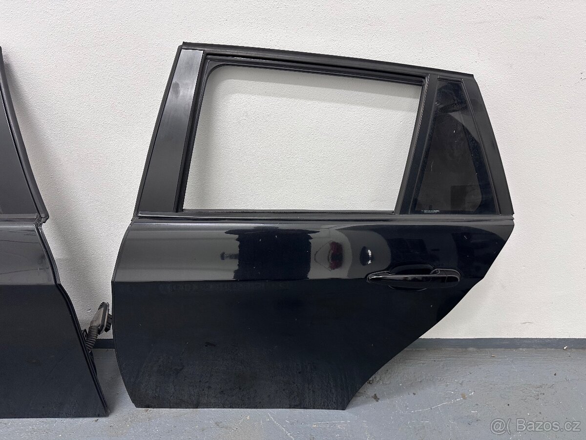 Bmw e91 boční dveře blacksaphire metalic - 5