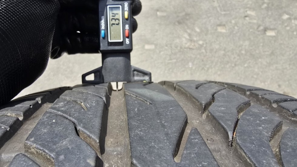 Letní pneu 245/40/18 Platin - 5