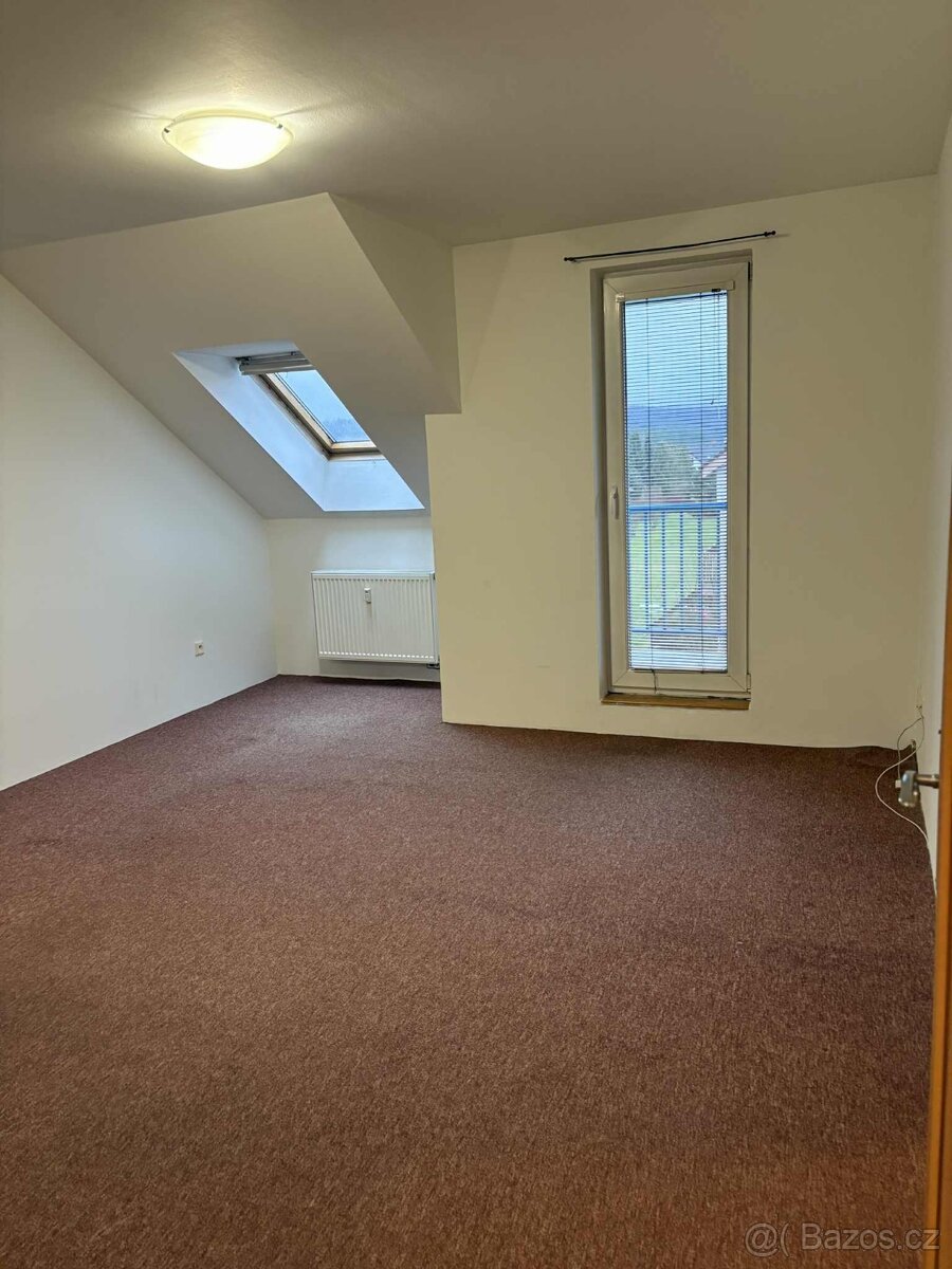 Pronájem bytu 2+KK - 5