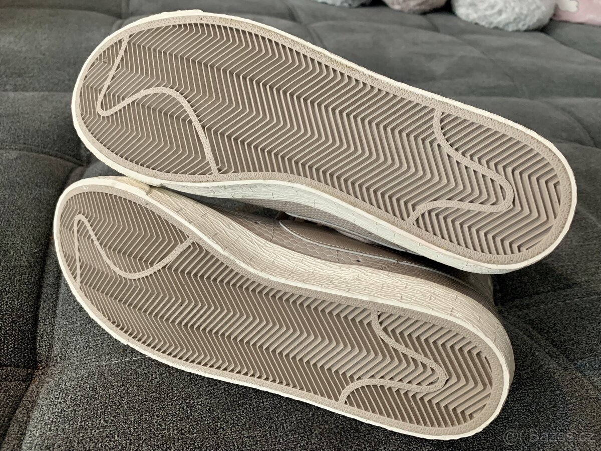 Kotníkové tenisky Nike - vel. EUR 40 - 5