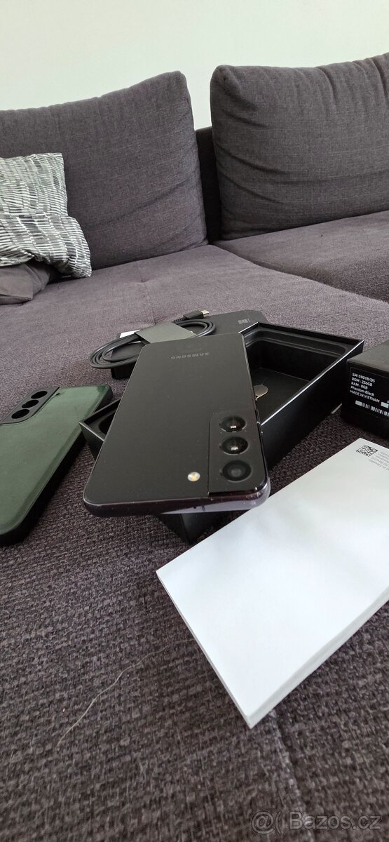 Samsung galaxy S22 8GB/256GB - 5