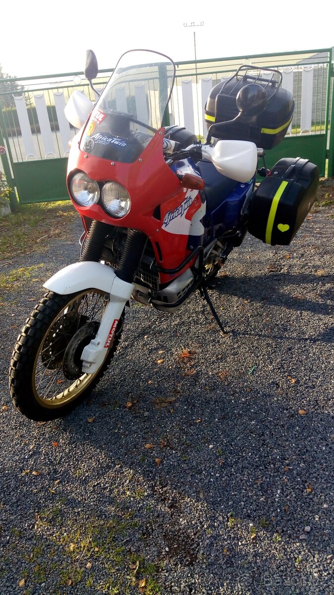 HONDA XRV750 RD04