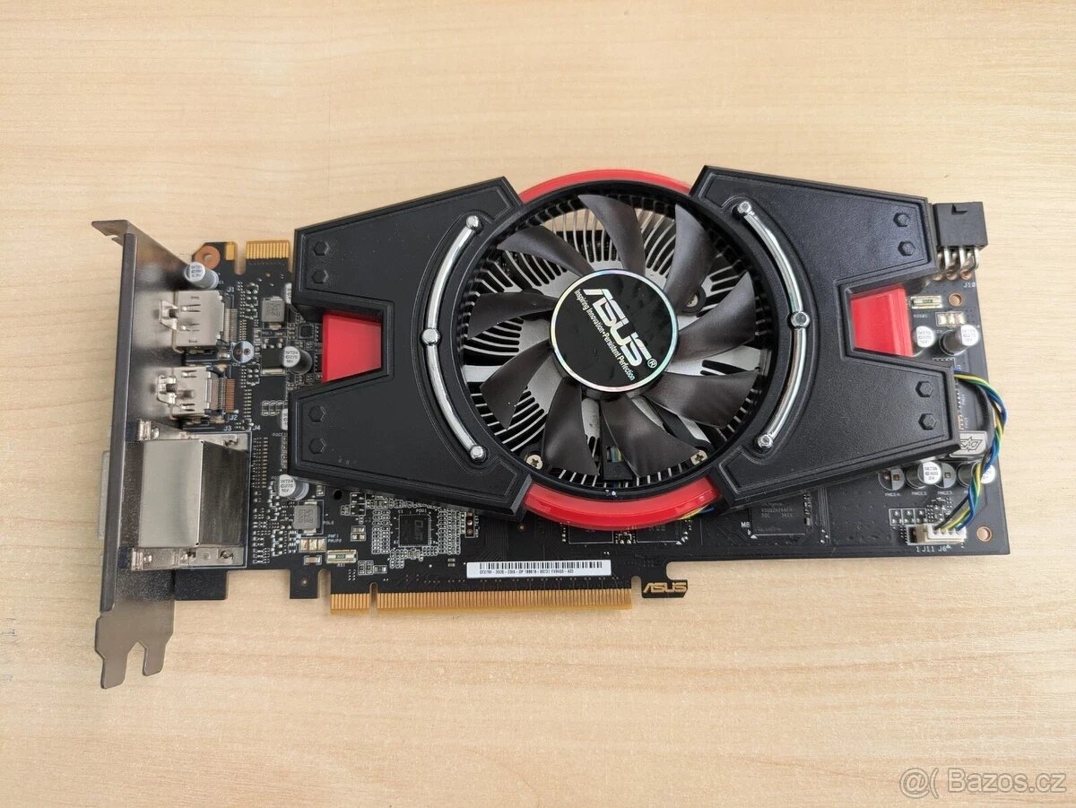 Stolní PC ASUS H81M-PLUS Ram 12 GB HDD 500 GB - 5