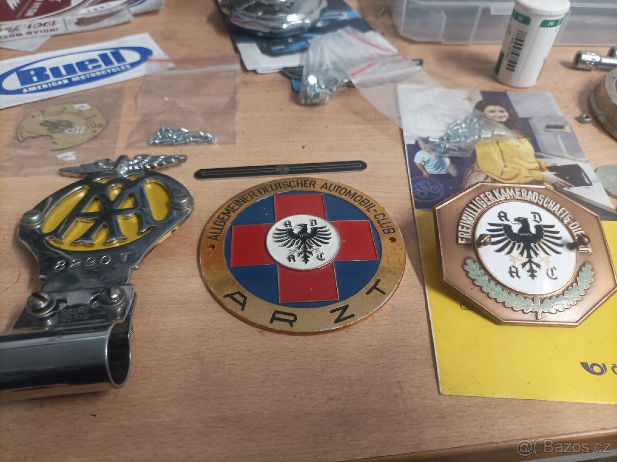 Maska Mercedes 70 léta W114 , W 115 - 5