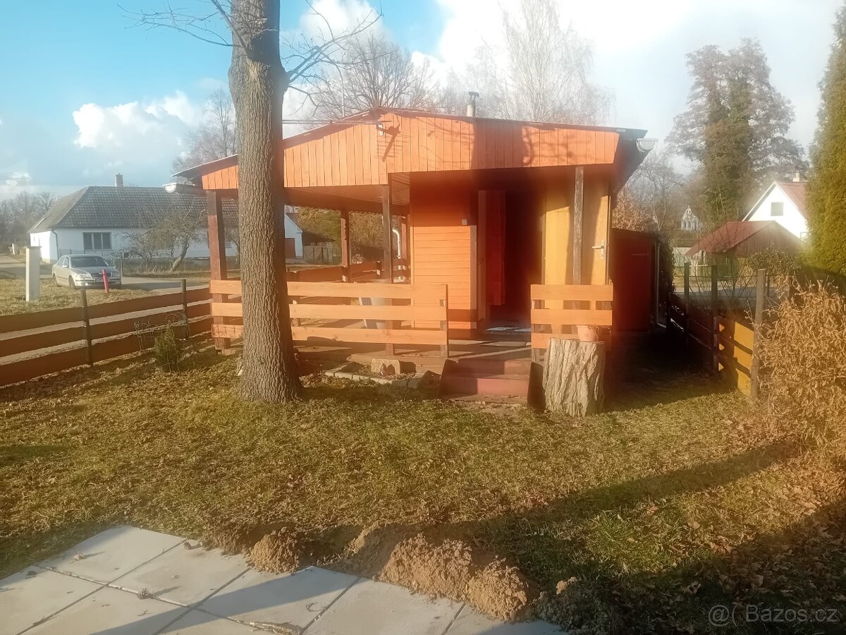 Prodej chatky u Třeboně - 5
