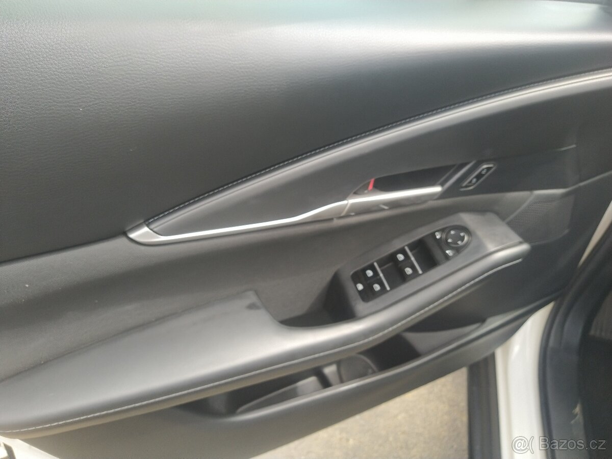 Vyměním, prodám Mazda CX30 za Mazda mx30 - 5