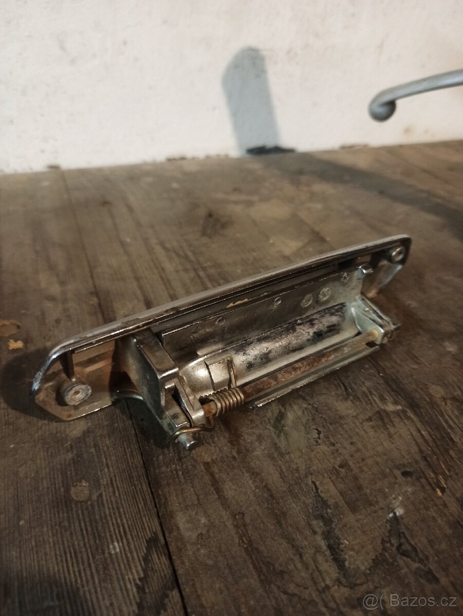 Vaz Žiguli klika dveří a okna - 5