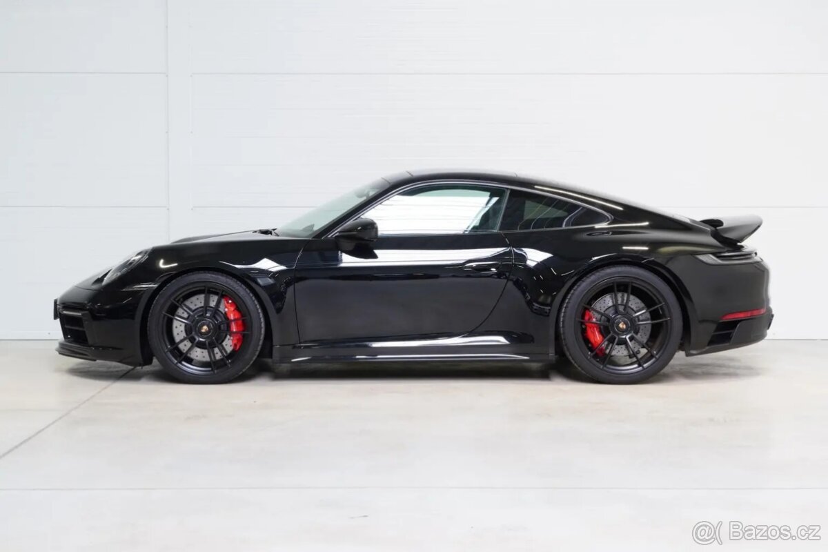 Porsche 911, Carrera 4 GTS - 5