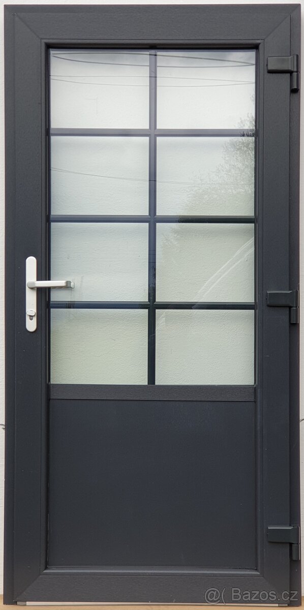 okna a celoprosklené dveře - 5