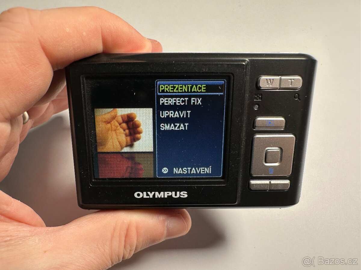 Olympus T-100 černý - 5