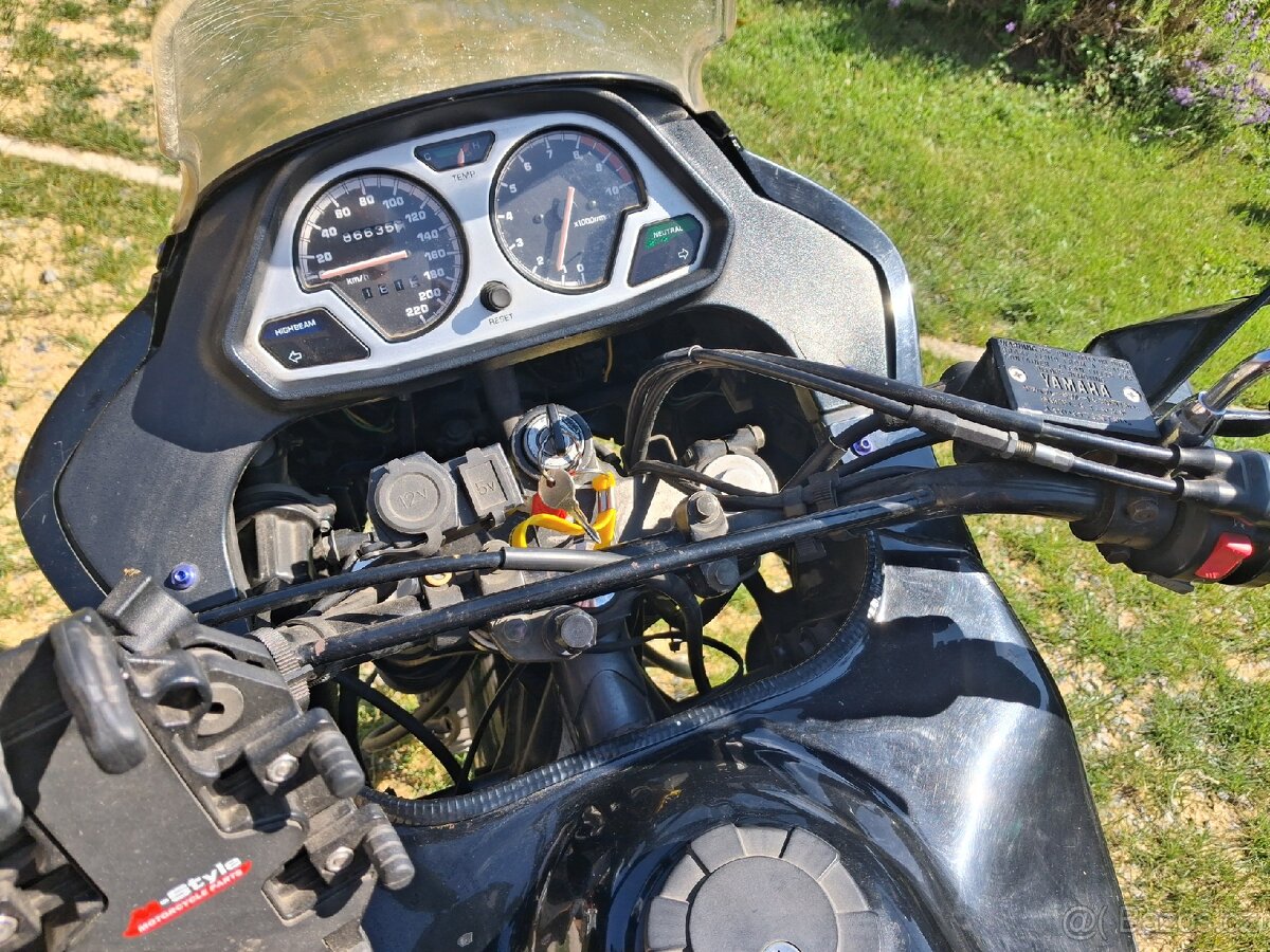 Yamaha XTZ 750 Super Ténéré - 5