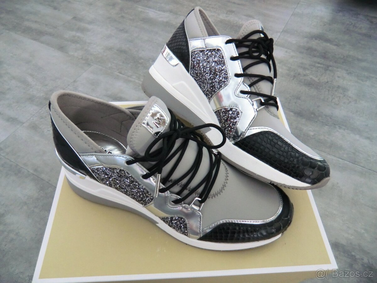 LUXUSNÍ MICHAEL KORS SCOUT SNEAKERSvel. 40 - 5