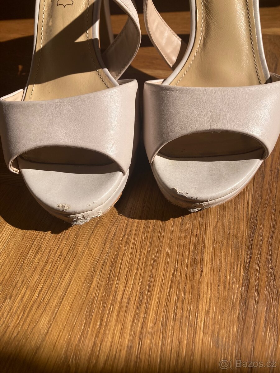 Kožené sandále na podpatku - 5