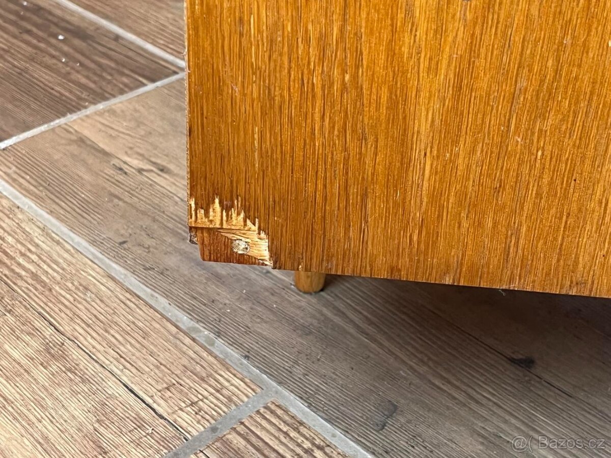 Retro komoda Jiroutek U-452 - 5