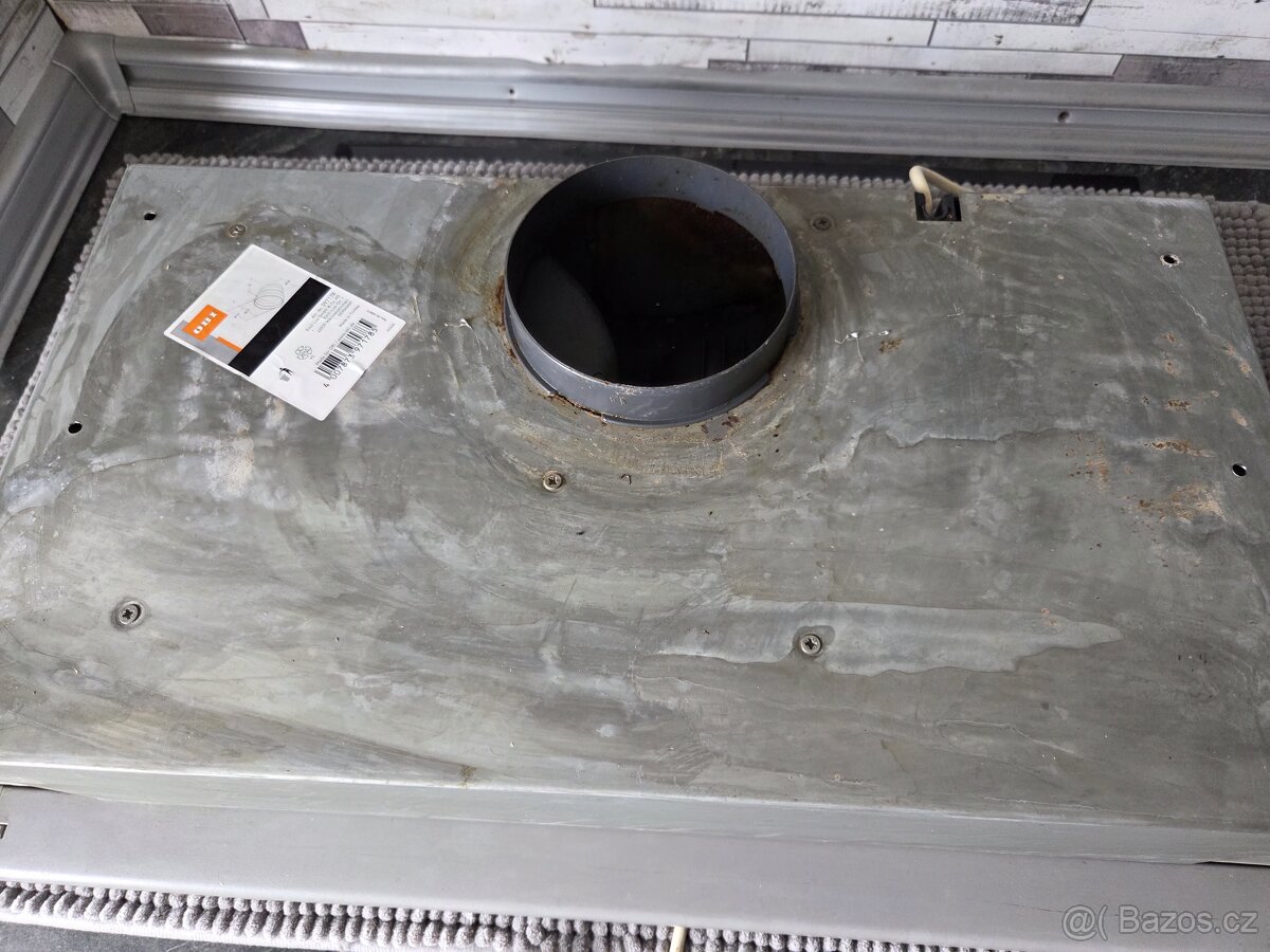 Výsuvná digestoř - 5