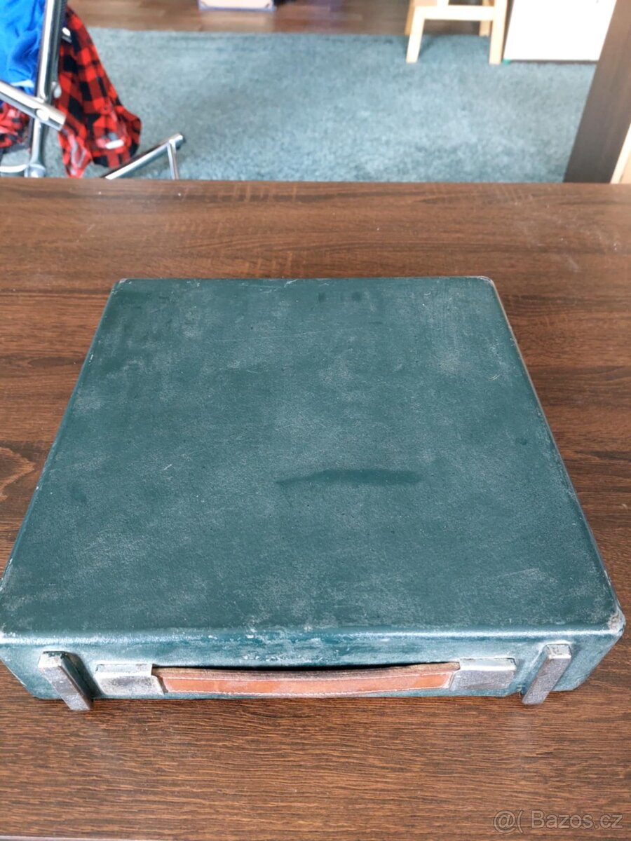 Starý psací stroj - 5