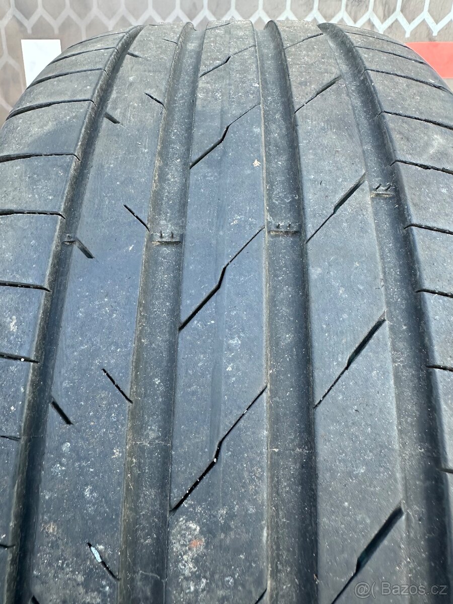 235/45 R20 - LETNÍ SADA DUNLOP / HANKOOK - 5