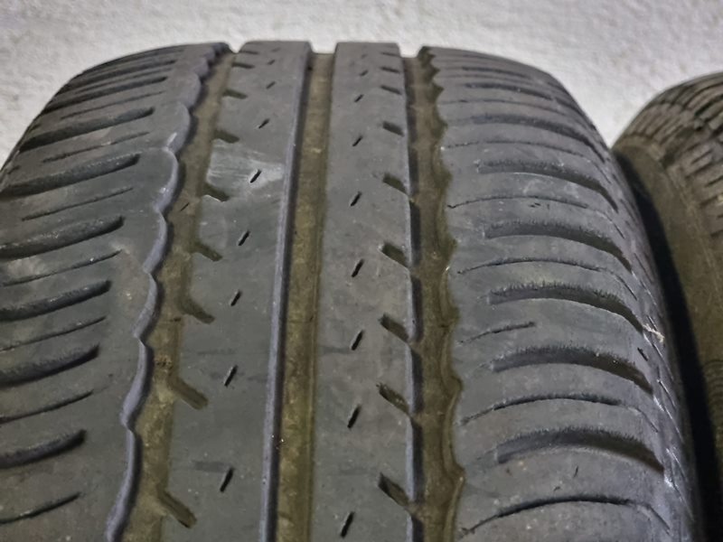 Letní Goodyear 215 65 16 - 5