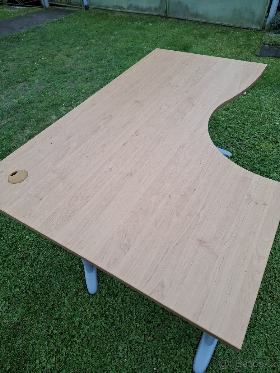 Prodám zachovalý pracovní stůl Hobis - 5