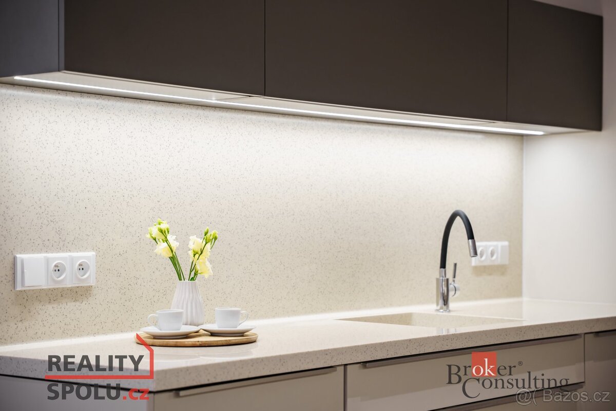 Prodej, byty/3+1, 107 m2, U Náspu 546/1, 46001 Liberec, Libe - 5