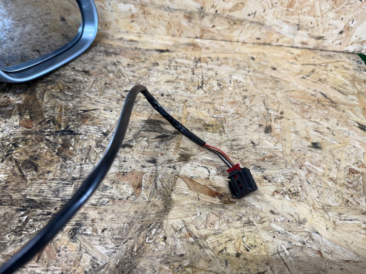 PRAVÉ ZPĚTNÉ ZRCÁTKO VW PASSAT B6 3C0857934 6 PIN - 5