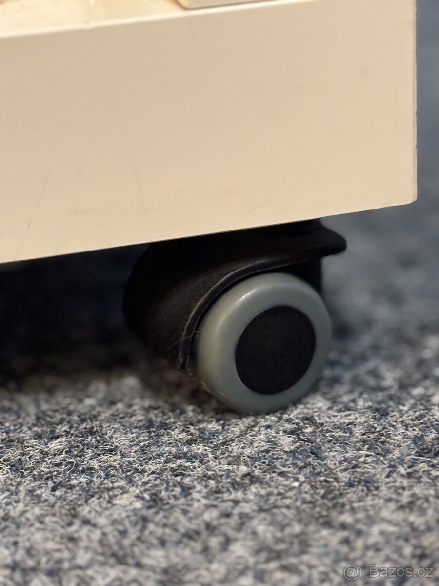 Kalax skříňka na kolečkách - 5