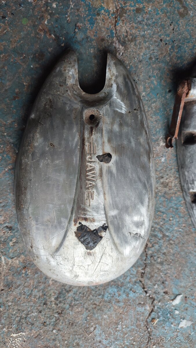 Víko motoru stadion jawetta - 5