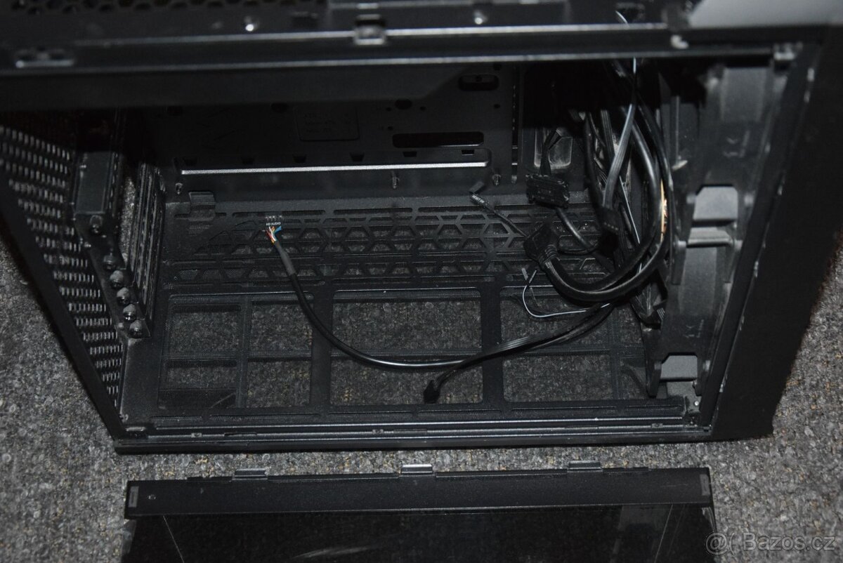 Fractal Design Torrent Black TG, super airflow,USB-C vpředu - 5