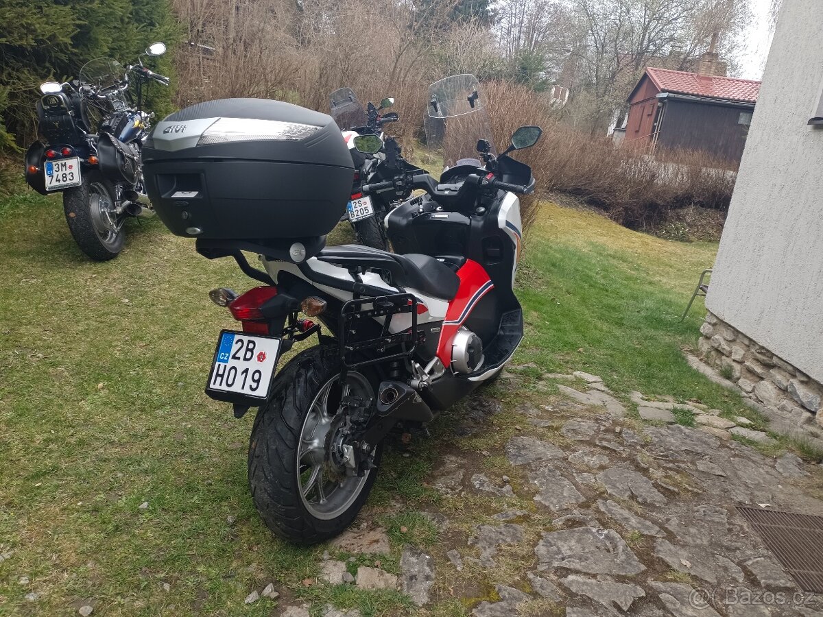 Honda integra 700 - 5