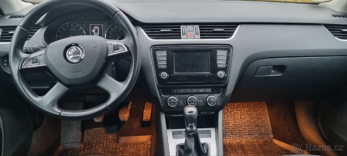 Škoda OctaviaIII com.2.0TDi 110kw mod.2015 183000km Elegance - 5