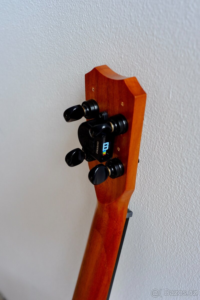 Tenor ukulele Islander by Kanilea MT-4 - 5