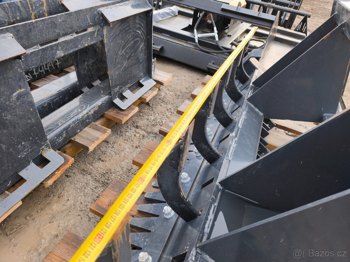 Rozryvák a rovnací rám na smykáč - 5