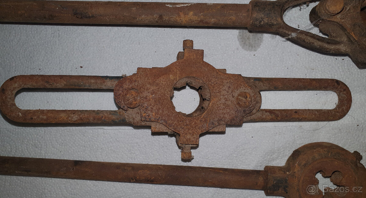 Vratidla na závitová očka - 5