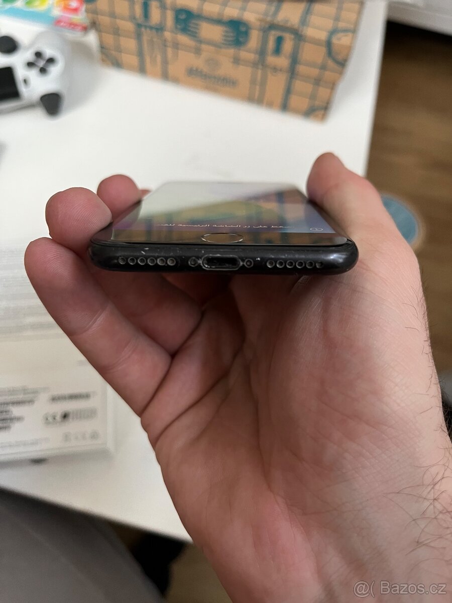 IPhone SE 2. generace, Black, 64 GB - 5