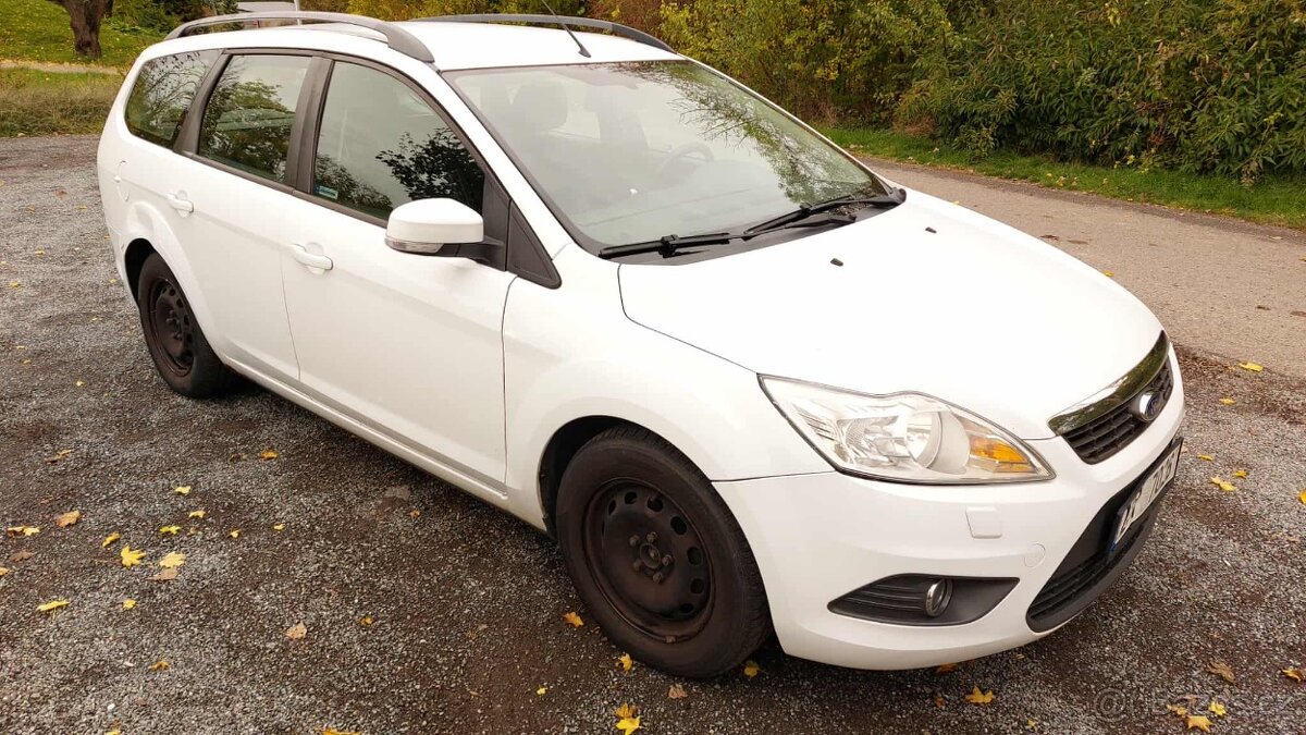 Ford Focus kombi 1,6 - 5