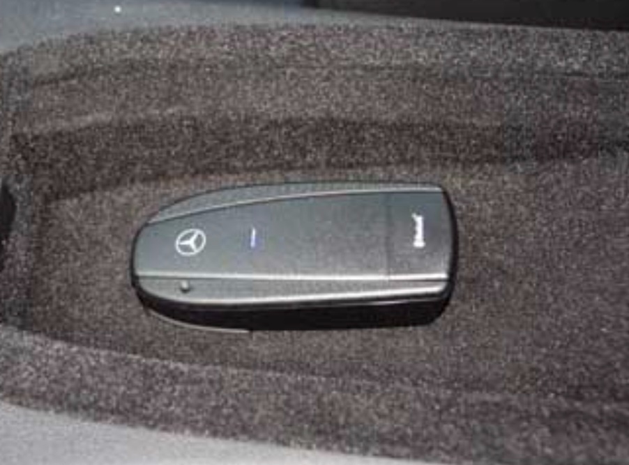 Mercedes-Benz MHI Bluetooth Interface Module Cradle Adapter - 5