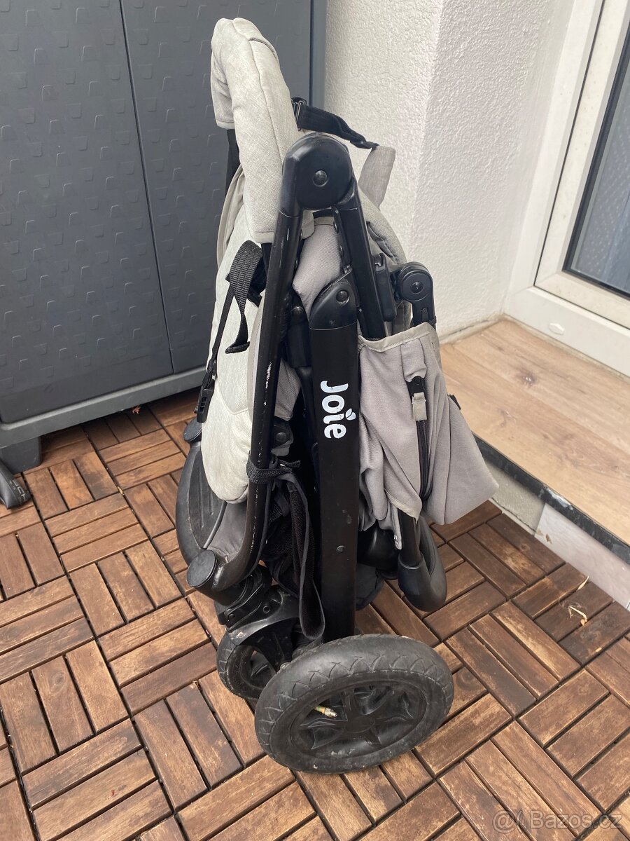 Sportovní kočárek Joie - 5