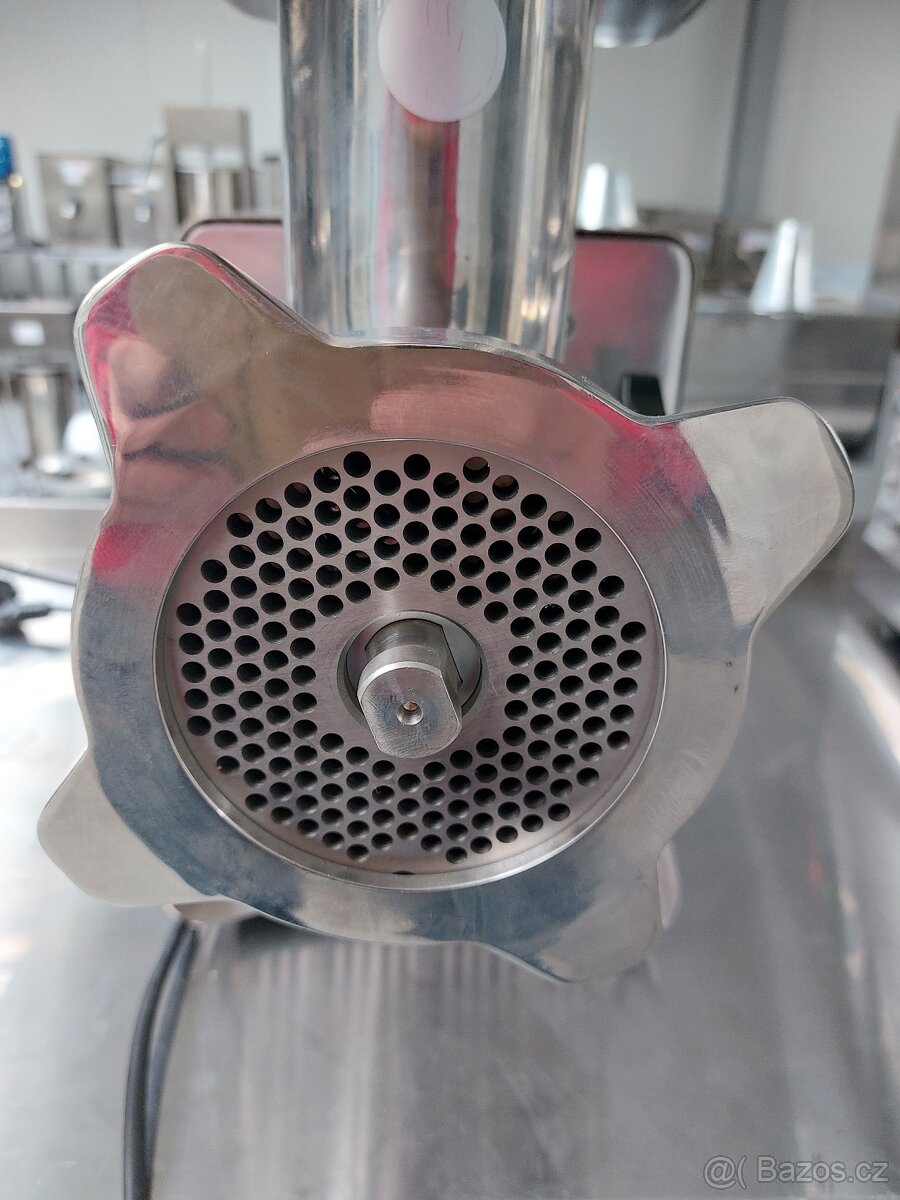 Mlýnek na maso HFM 22" Řeznický vlček, Řezačka masa HFM 22 - 5