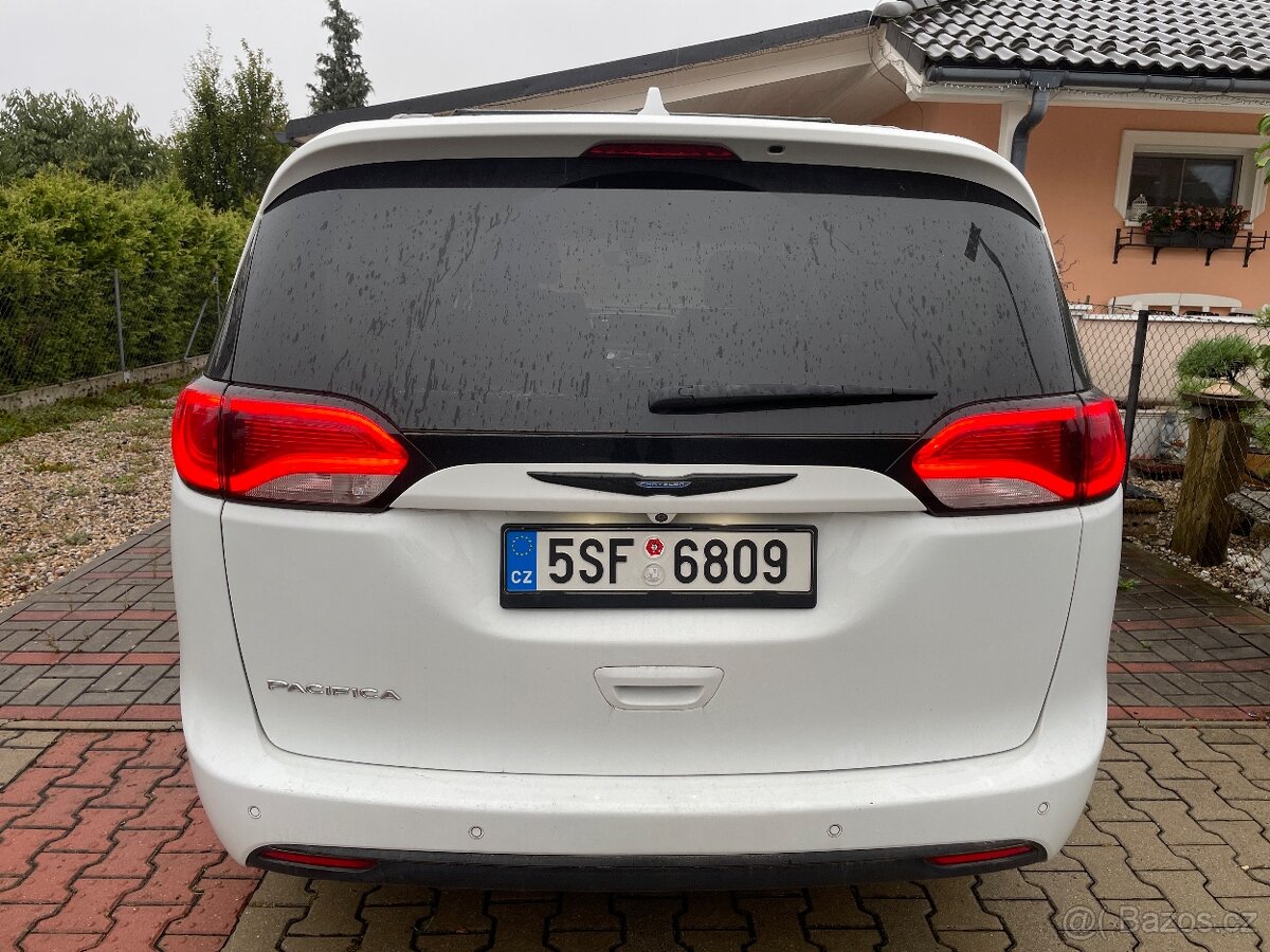 Chrysler Pacifica 3,6L V6 - 5