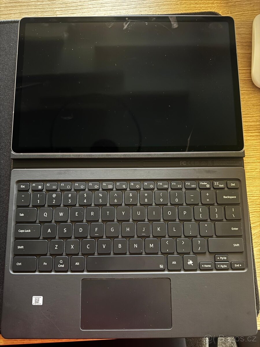Tablet Galaxy Tab S10+ 5G + Klávesnice - 5