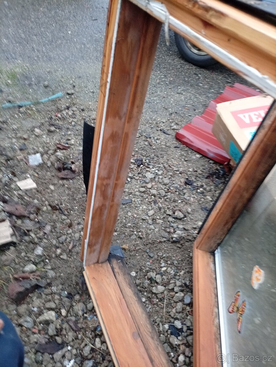 střešní okno Velux dřevo - 5