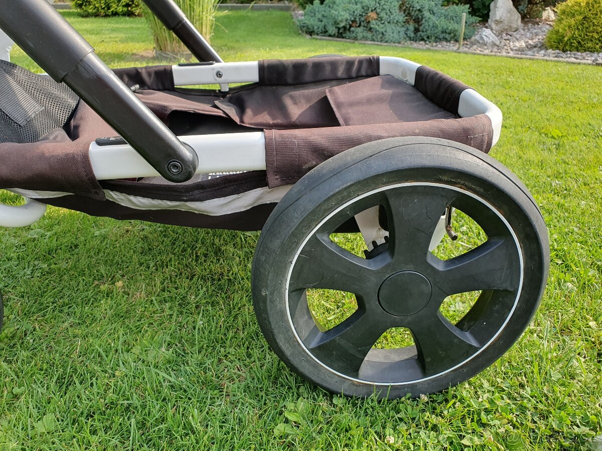 Kočárek britax go big - 5