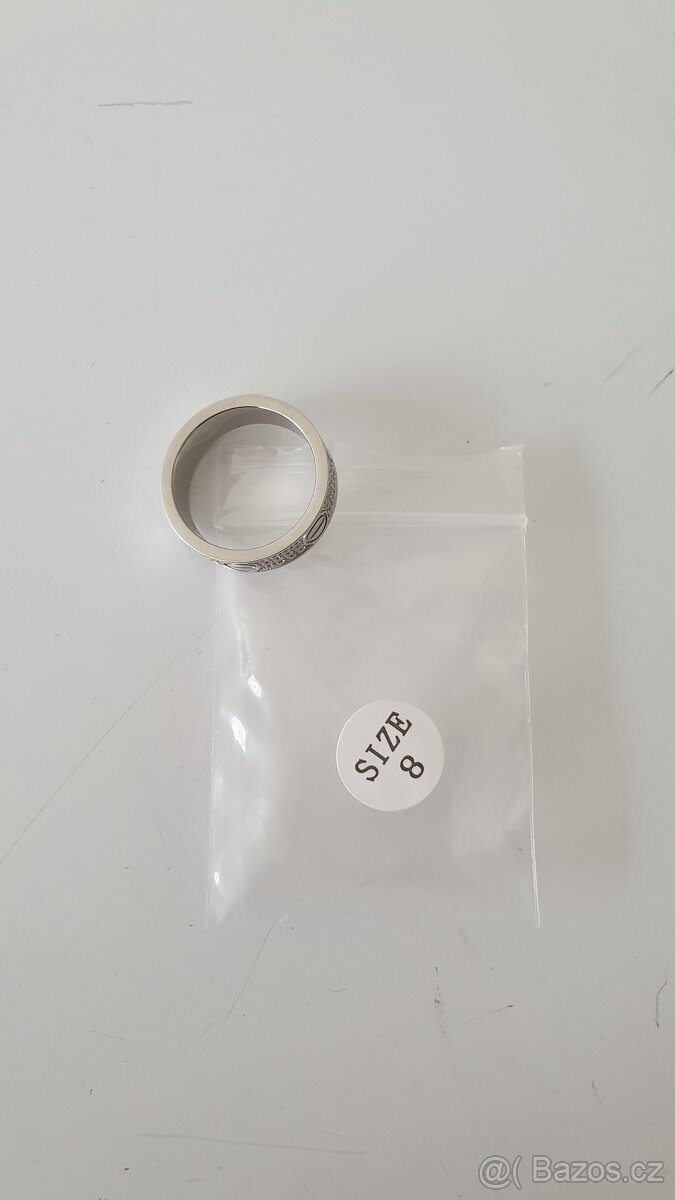 2x pavé Love ring - 5