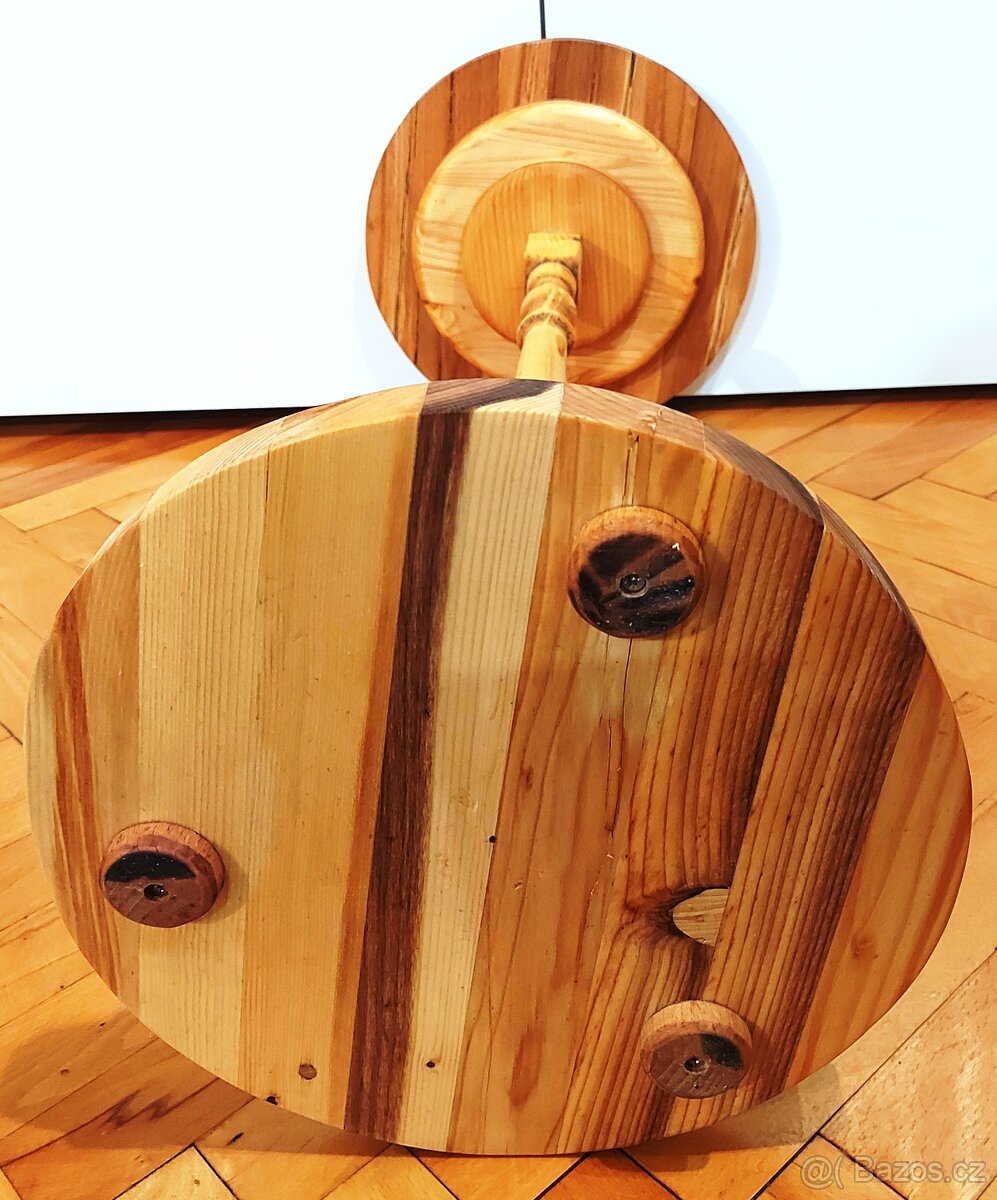 Květinový stolek na vysoustružené noze přírodní - 5